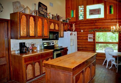 Texas Forest Country Retreat Huntington Exterior photo